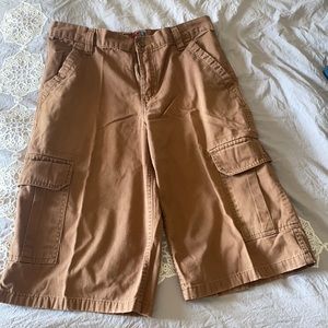 Short tan